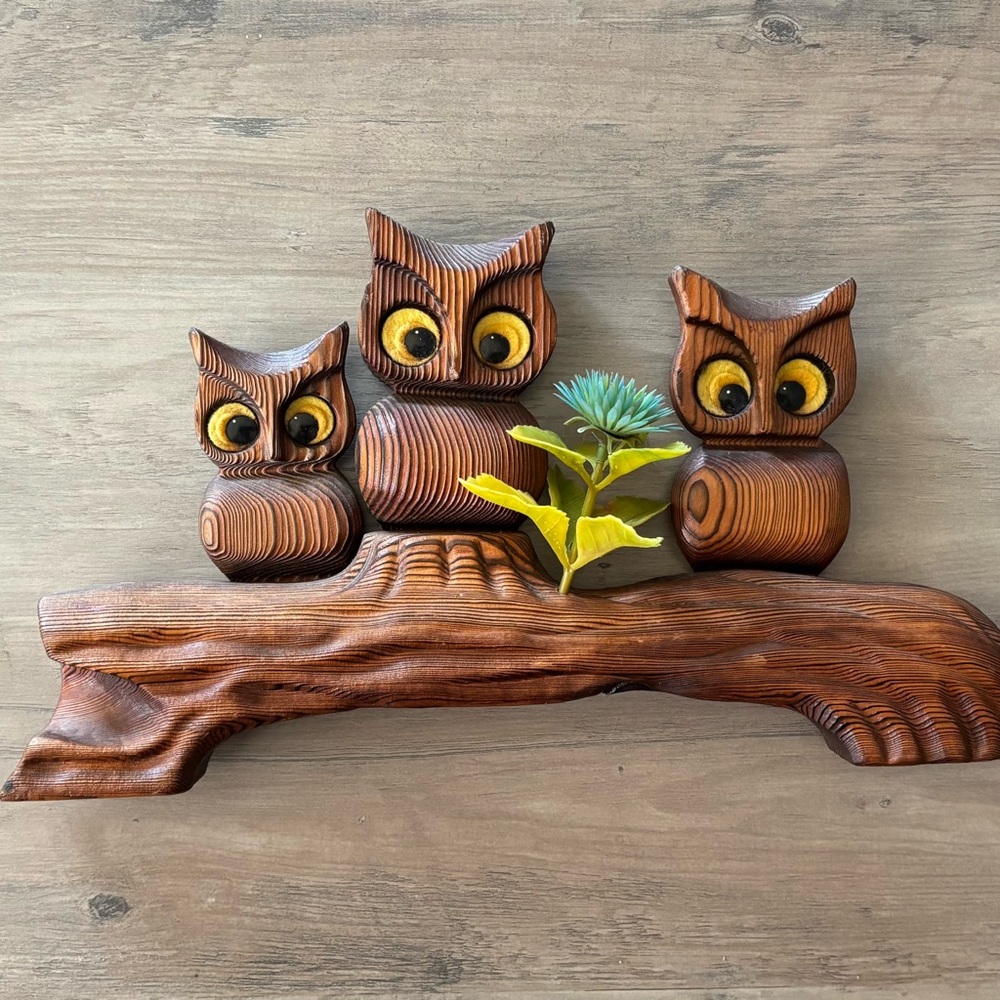RARE Witco Owl Trio on Branch Shelf Display or Wall Hanging. Cryptomeria Wood.